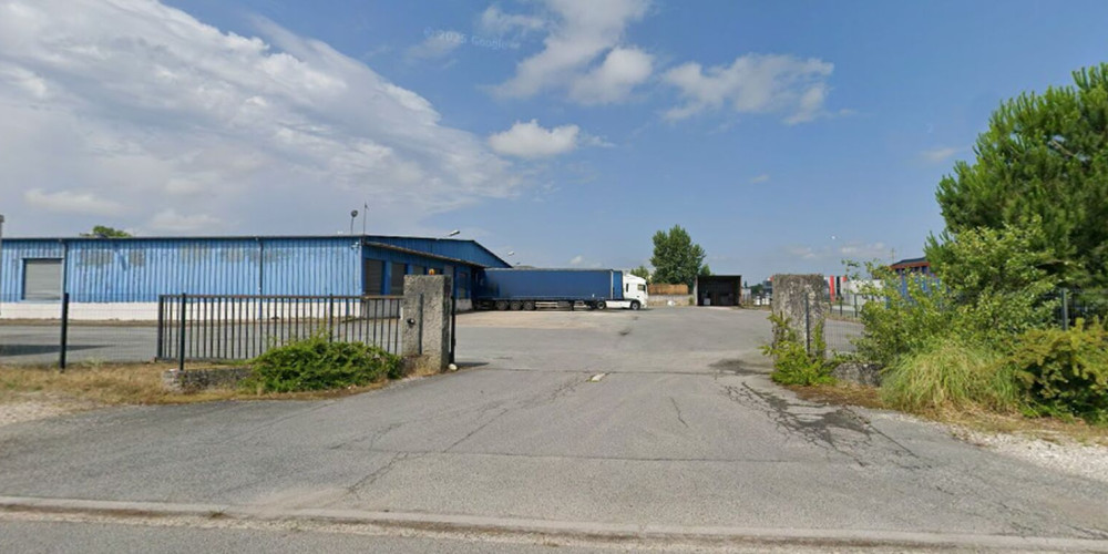 local industriel à BLANQUEFORT (33290)